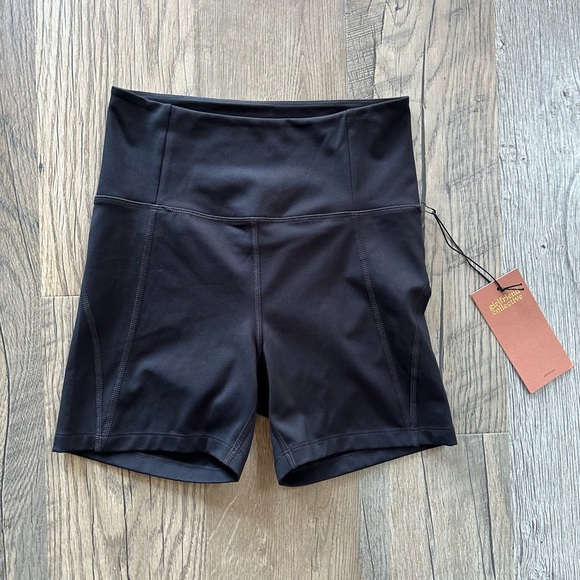 NWT Girlfriend Collective Black High Waisted Shorts Small